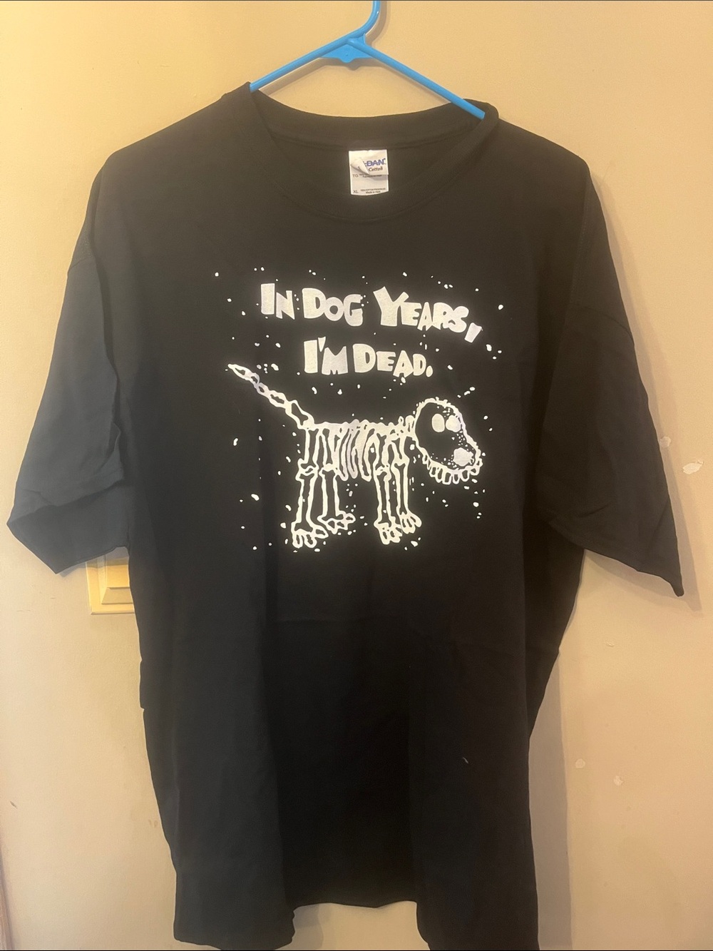 Gildan Black Graphic Tee with White Skeleton Dog Print